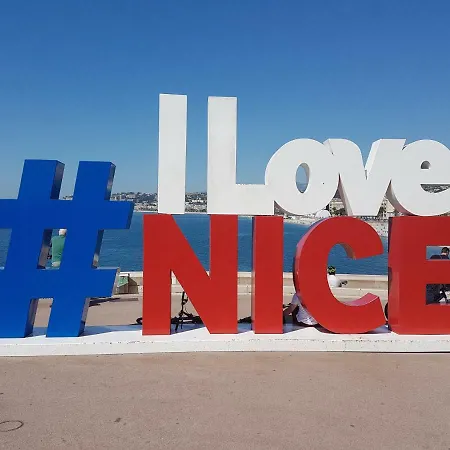 Les Palmiers A 700m De La Apartman Nizza