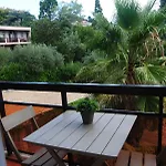 Les Palmiers A 700m De La Apartman *