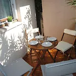 Les Palmiers A 700m De La Nice
