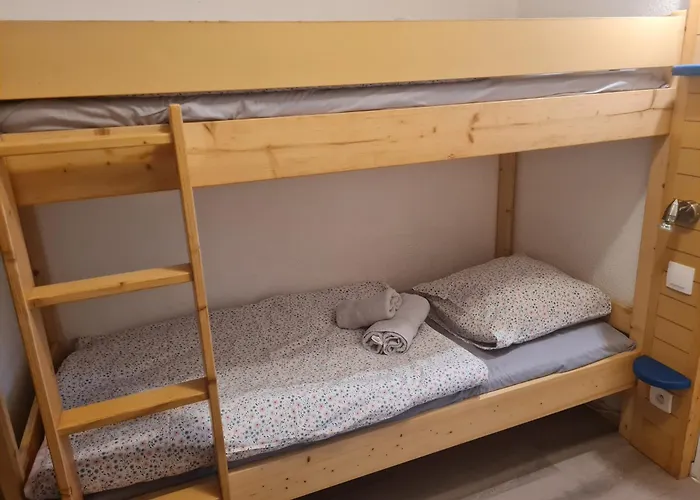 Les Palmiers A 700m De La *