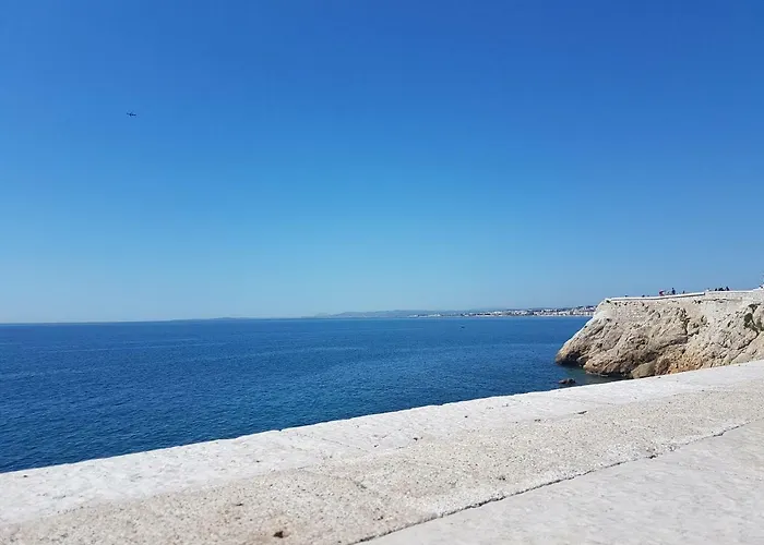 Les Palmiers A 700m De La Lägenhet